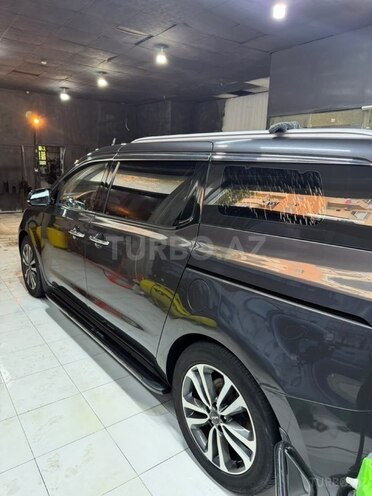 Kia Carnival 2017, 350,000 km - 2.2 l - Bakı