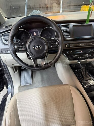 Kia Carnival 2017, 350,000 km - 2.2 l - Bakı