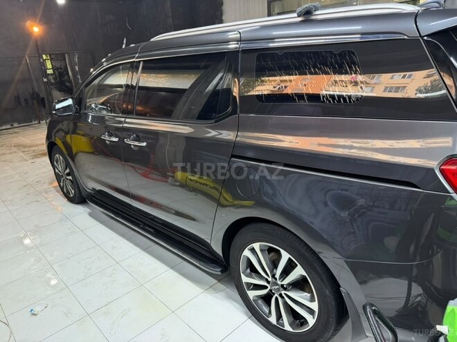 Kia Carnival 2017, 350,000 km - 2.2 l - Bakı
