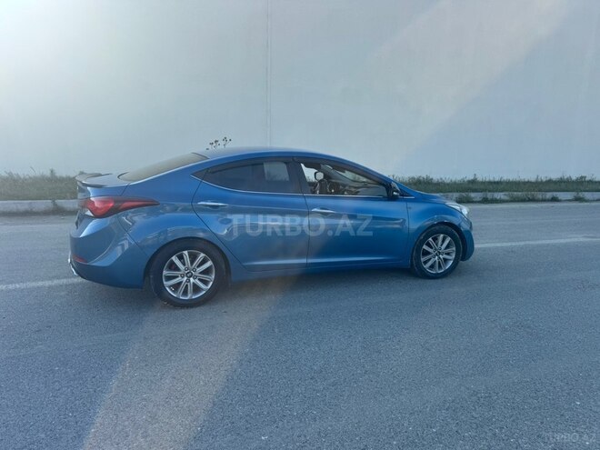 Hyundai Avante 2015, 240,136 km - 1.6 л - Bakı
