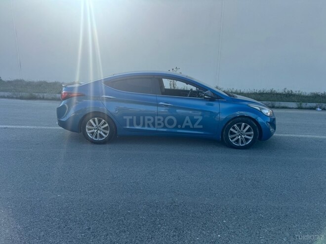Hyundai Avante 2015, 240,136 km - 1.6 л - Bakı