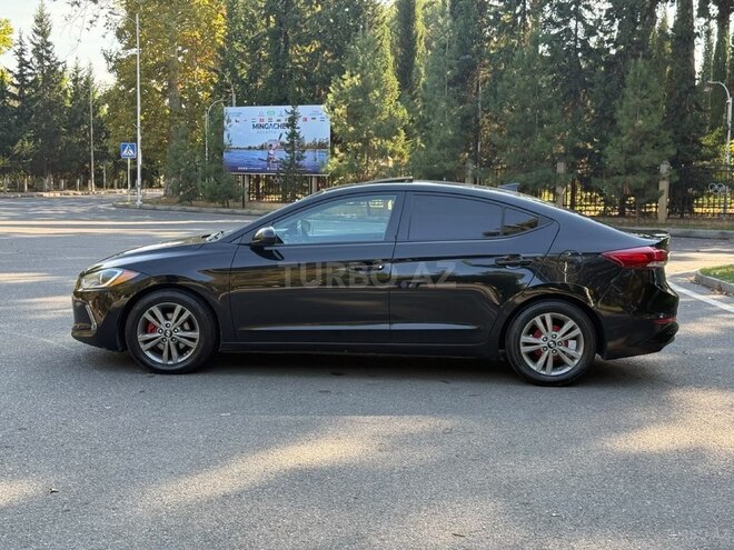 Hyundai Elantra 2016, 213,753 km - 2.0 л - Mingəçevir