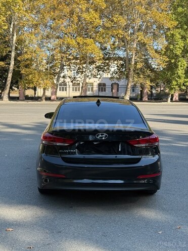 Hyundai Elantra 2016, 213,753 km - 2.0 л - Mingəçevir