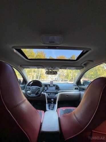 Hyundai Elantra 2016, 213,753 km - 2.0 л - Mingəçevir