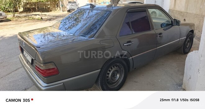 Mercedes 230 E 1989, 378,000 km - 2.3 l - Bakı