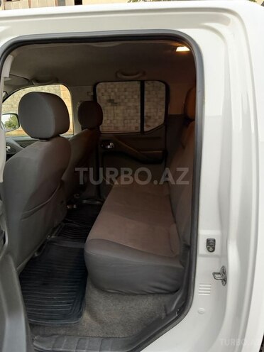 Nissan Navara 2014, 284,000 km - 2.5 l - Bakı