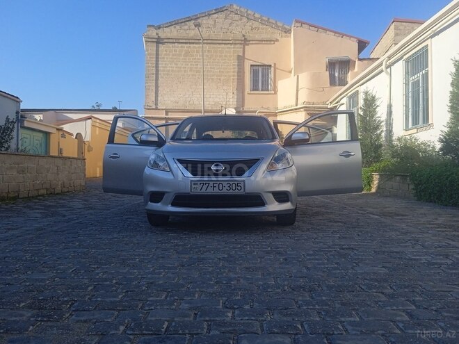 Nissan Sunny 2012, 140,000 km - 1.5 л - Bakı
