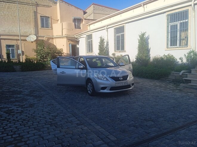 Nissan Sunny 2012, 140,000 km - 1.5 л - Bakı