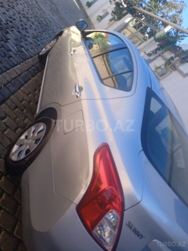 Nissan Sunny 2012, 140,000 km - 1.5 л - Bakı