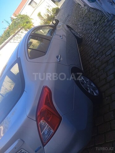 Nissan Sunny 2012, 140,000 km - 1.5 л - Bakı