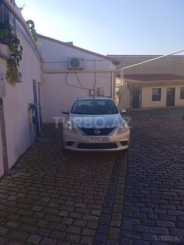 Nissan Sunny 2012, 140,000 km - 1.5 л - Bakı