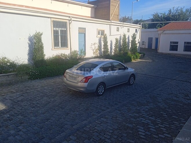 Nissan Sunny 2012, 140,000 km - 1.5 л - Bakı