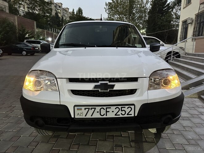 Chevrolet Niva 2014, 198,000 km - 1.7 л - Bakı