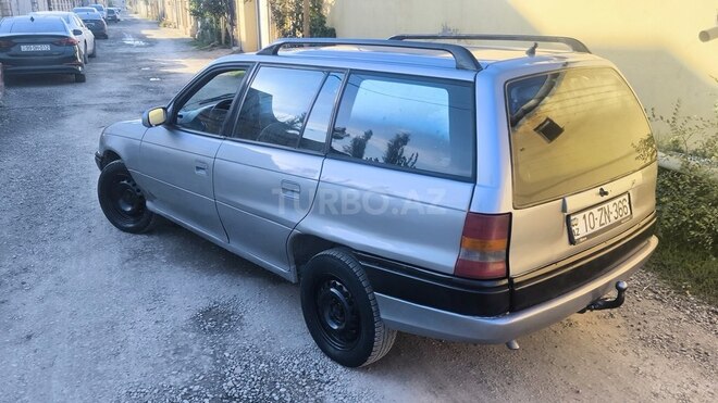 Opel Astra 1995, 659,440 km - 1.6 l - Sumqayıt