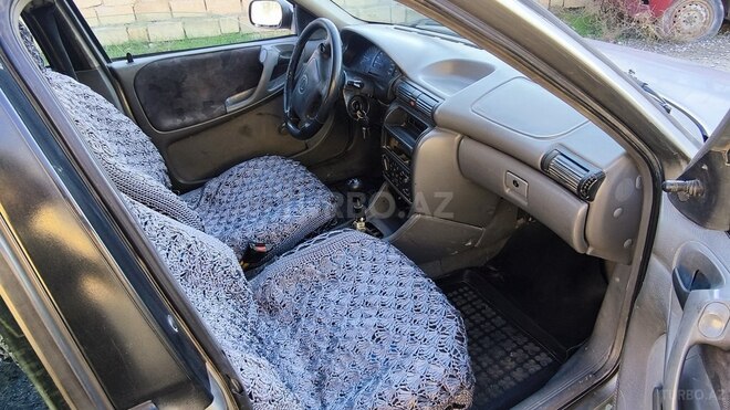 Opel Astra 1995, 659,440 km - 1.6 l - Sumqayıt