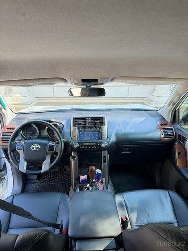 Toyota Land Cruiser Prado 2012, 422,000 km - 3.0 l - Bakı
