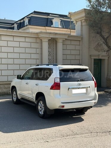 Toyota Land Cruiser Prado 2012, 422,000 km - 3.0 l - Bakı