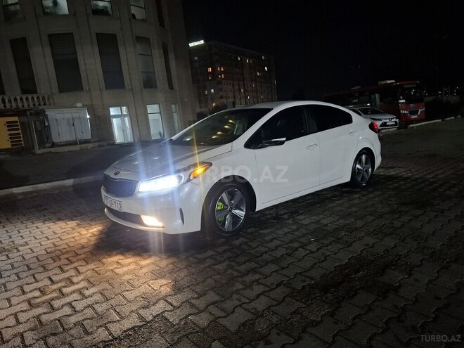 Kia Forte 2018, 300,000 km - 2.0 l - Bakı