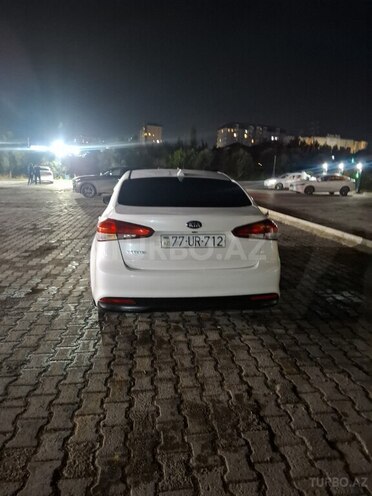 Kia Forte 2018, 300,000 km - 2.0 l - Bakı