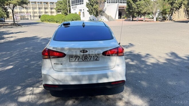 Kia Forte 2018, 300,000 km - 2.0 l - Bakı