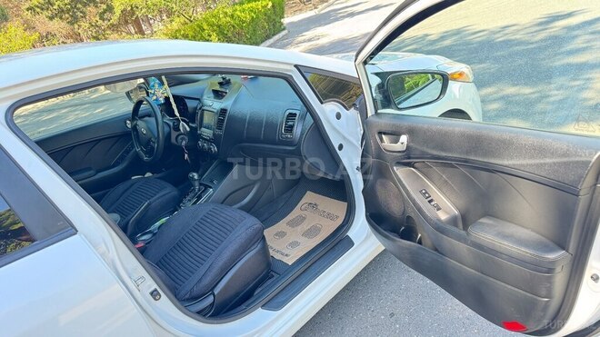 Kia Forte 2018, 300,000 km - 2.0 l - Bakı