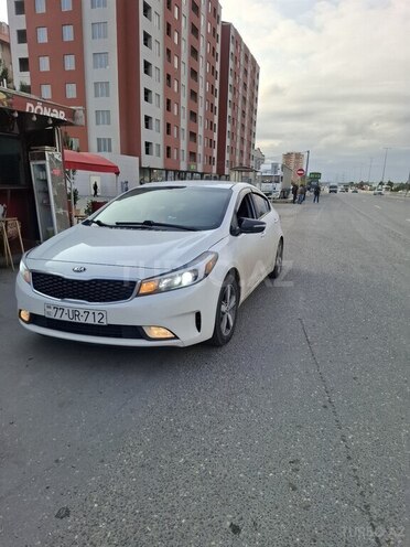 Kia Forte 2018, 300,000 km - 2.0 l - Bakı