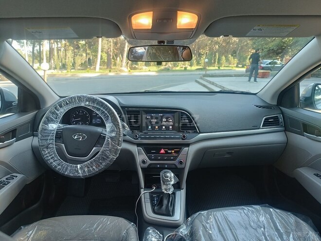 Hyundai Elantra 2017, 144,320 km - 2.0 л - Bakı