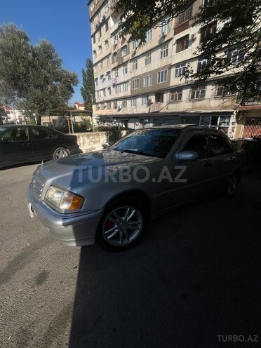 Mercedes C 230 1999, 250,000 km - 2.3 l - Bakı