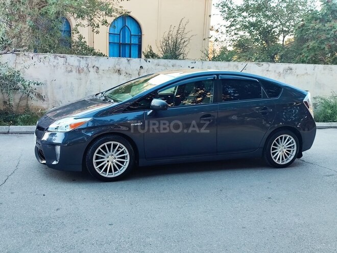 Toyota Prius 2011, 299,999 km - 1.8 l - Bakı