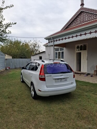 Hyundai i30 2009, 285,000 km - 2.0 л - Füzuli