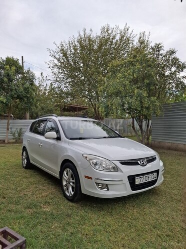 Hyundai i30 2009, 285,000 km - 2.0 л - Füzuli