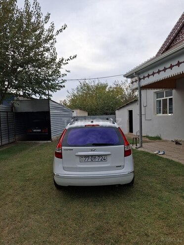 Hyundai i30 2009, 285,000 km - 2.0 л - Füzuli