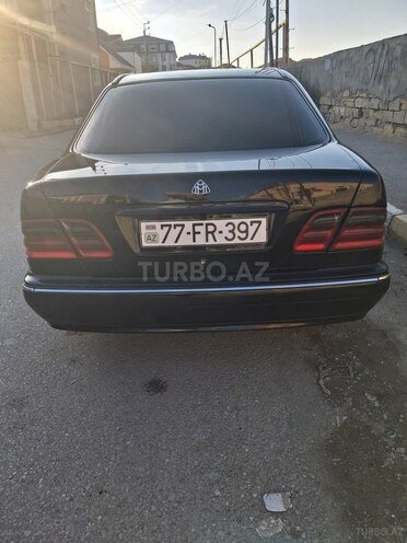 Mercedes E 270 2001, 437,000 km - 2.7 l - Bakı
