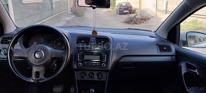 Volkswagen Polo 2012, 368,432 km - 1.6 l - Bakı