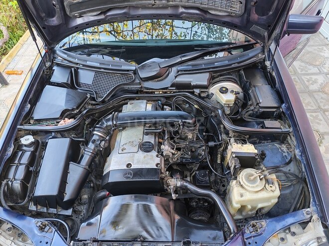 Mercedes E 200 1996, 307,660 km - 2.0 l - Bakı