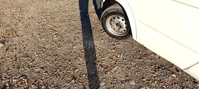 Ford Transit 2000, 325,005 km - 2.5 l - Quba
