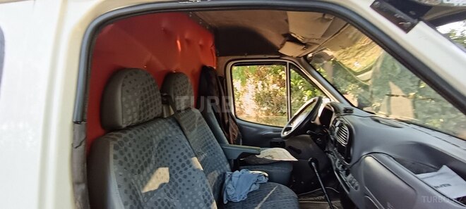 Ford Transit 2000, 325,005 km - 2.5 l - Quba