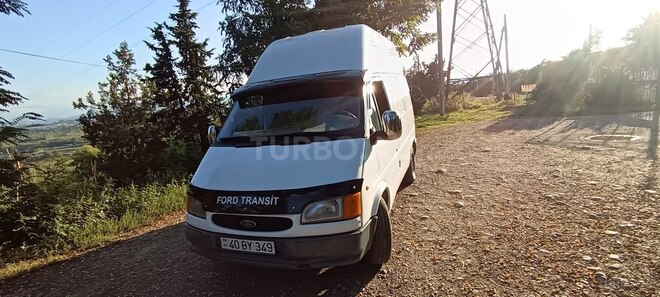Ford Transit 2000, 325,005 km - 2.5 l - Quba