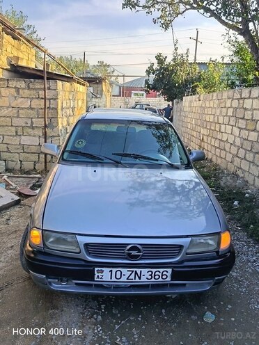 Opel Astra 1995, 659,440 km - 1.6 l - Sumqayıt