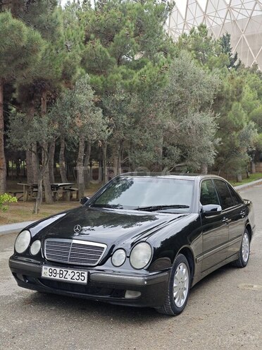 Mercedes E 220 2000, 573,000 km - 2.2 l - Bakı