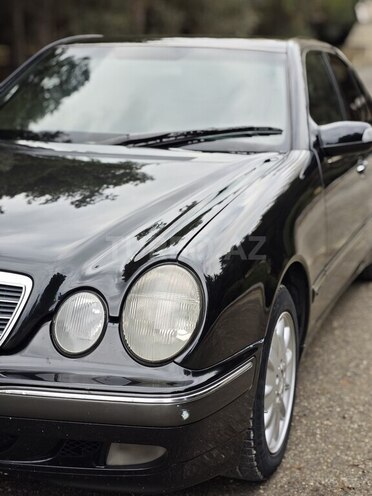 Mercedes E 220 2000, 573,000 km - 2.2 l - Bakı