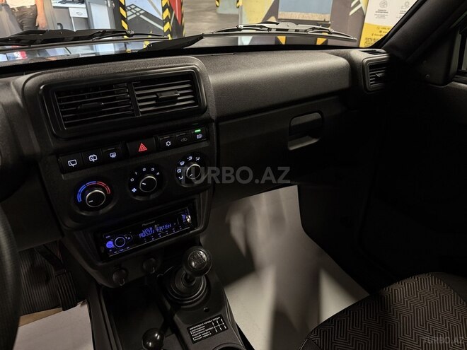 LADA (VAZ) Niva 2023, 3,800 km - 1.7 л - Bakı