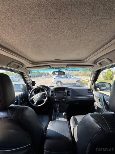 Mitsubishi Pajero 2007, 306,000 km - 3.0 л - Bakı