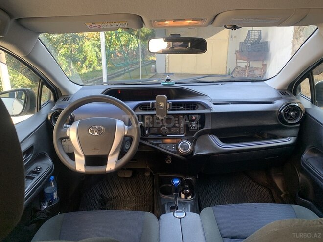Toyota Aqua 2017, 150,000 km - 1.5 l - Gəncə