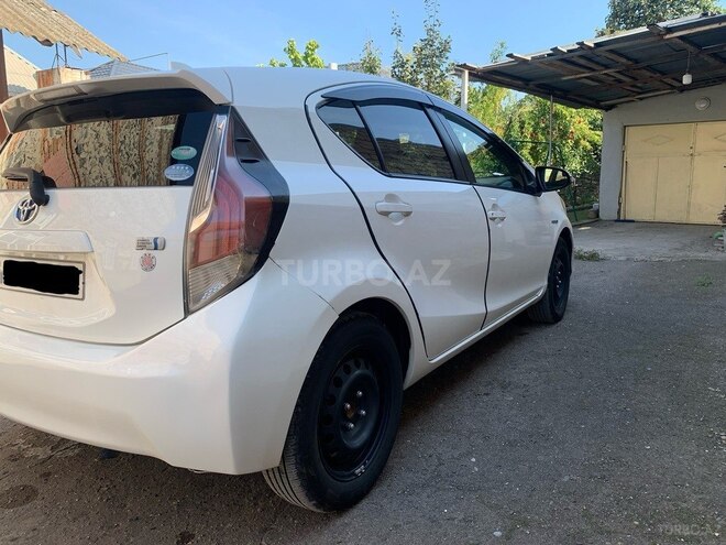 Toyota Aqua 2017, 150,000 km - 1.5 l - Gəncə