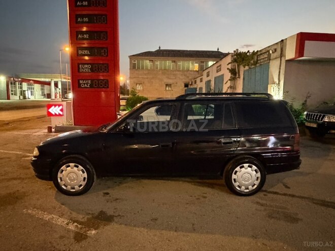 Opel Astra 1995, 365,000 km - 1.8 l - Sumqayıt