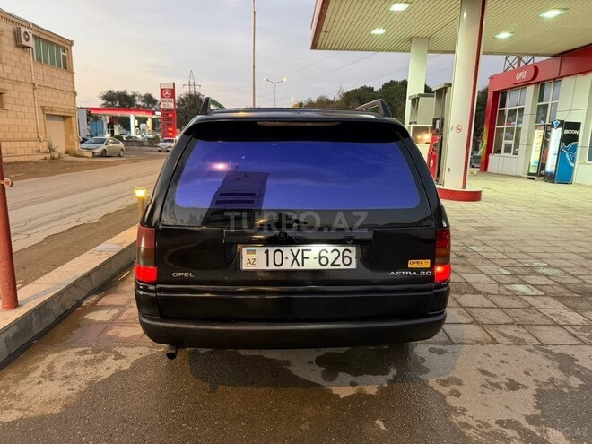 Opel Astra 1995, 365,000 km - 1.8 l - Sumqayıt