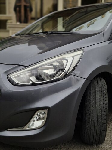Hyundai Accent 2015, 280,000 km - 1.6 l - Astara