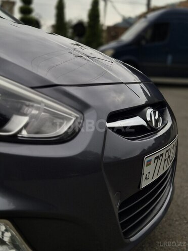 Hyundai Accent 2015, 280,000 km - 1.6 l - Astara