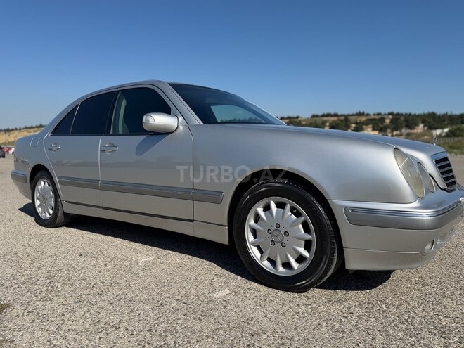 Mercedes E 240 2000, 337,542 km - 2.4 l - Bakı